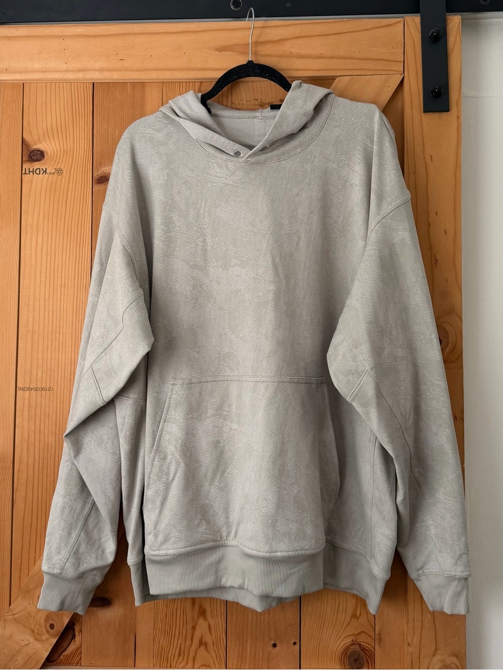 Lululemon Relaxed-Fit Training Hoodie
Marble Map Jacquard Raw Linen Turtledove